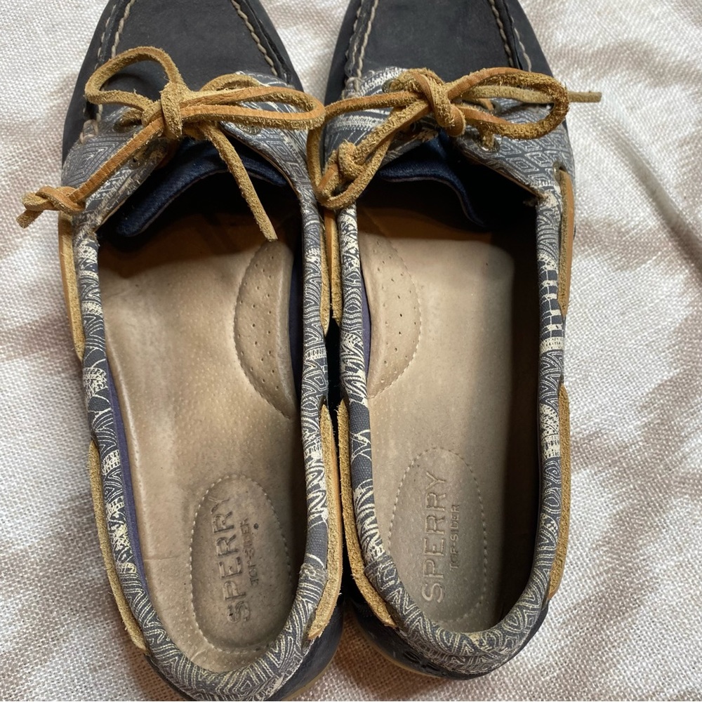 Sperry Navy Tribal Print Boat Shoes Leather Canvas Women’s 10 - Picture 6 of 11